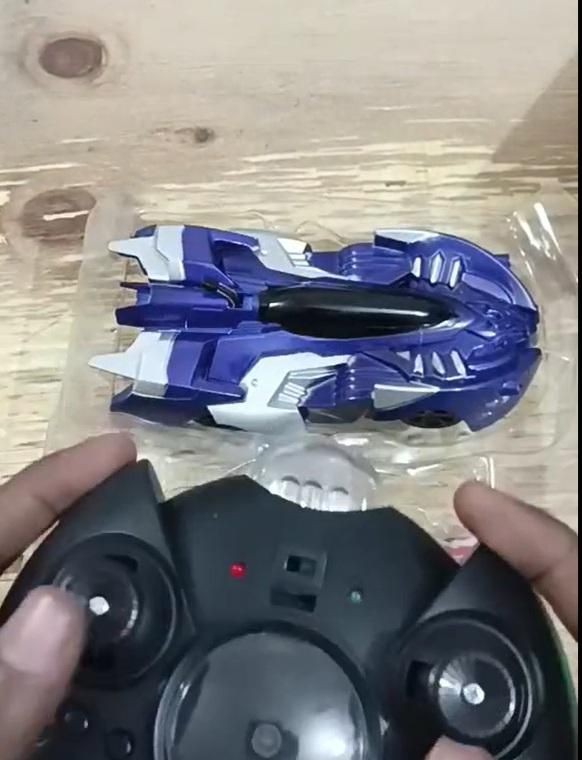 Gravity Defying Wall Climbing Car | Remote Control Stunt Car for Kids